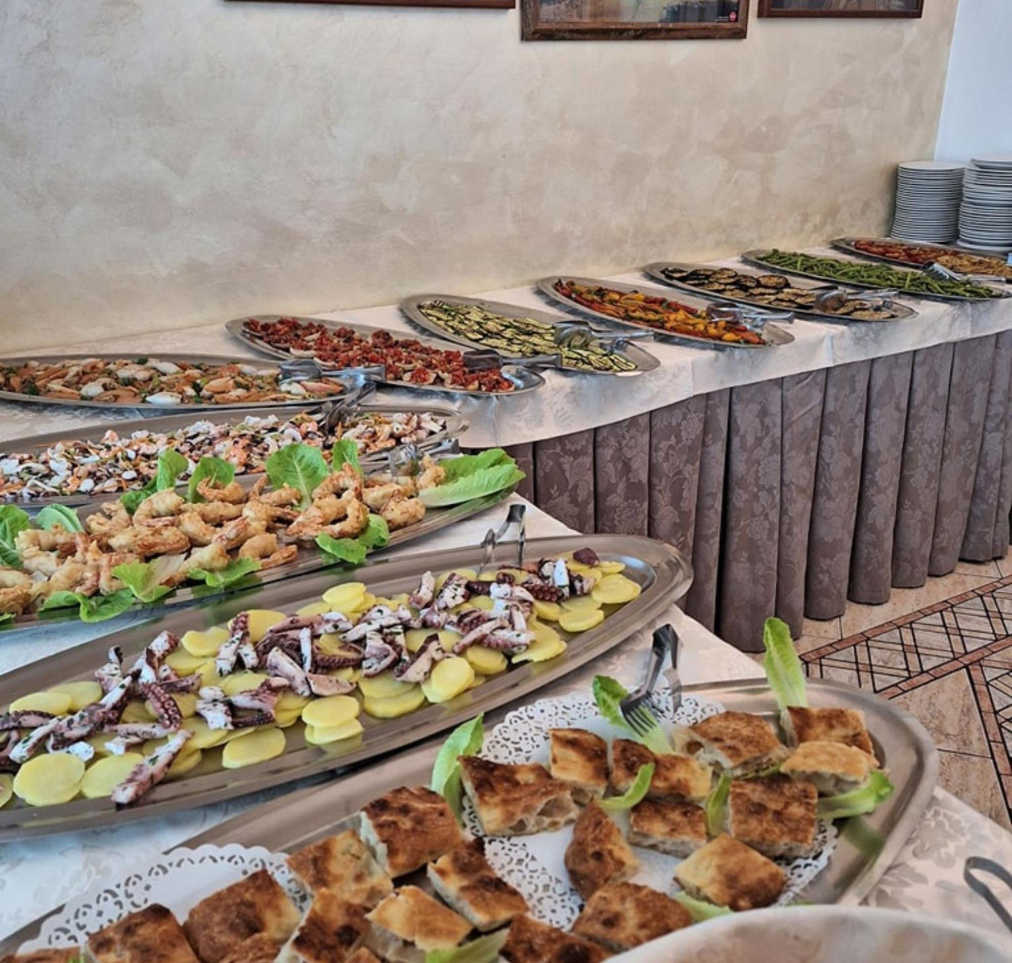 Hotel Caruso Rimini Bagian luar foto