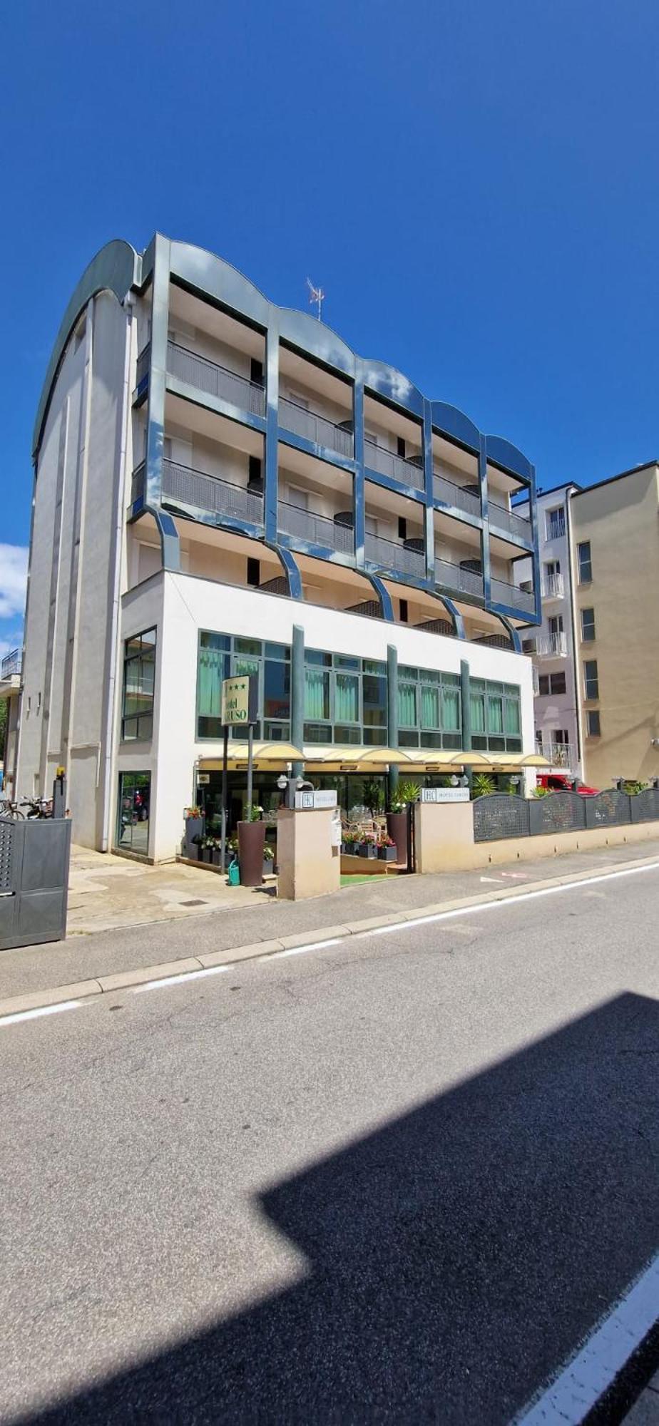 Hotel Caruso Rimini Bagian luar foto